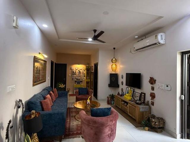 Resale | 3 BHK 1550 Sq.Ft. Apartment in Godrej South Estate Okhla