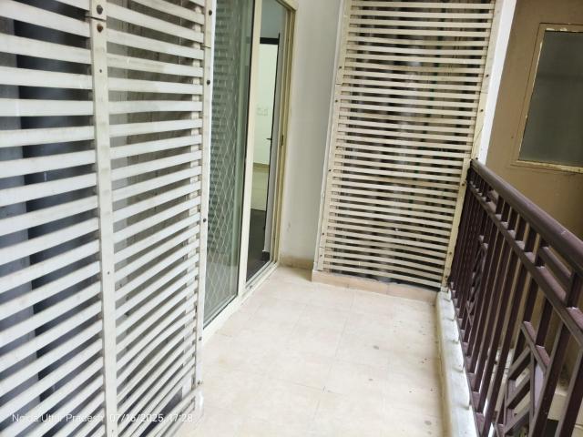 Resale | 3 BHK 1550 Sq.Ft. Apartment in Gaurs Valerio