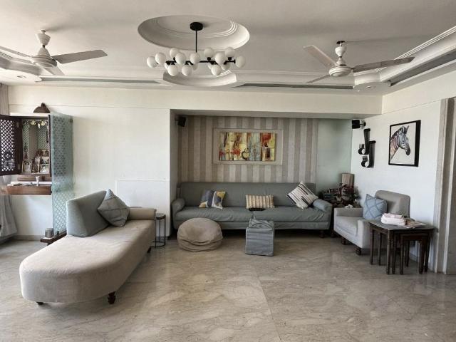 Resale | 3 BHK 1550 Sq.Ft. Apartment in Nepean Sea Road