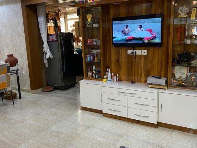 Resale | 3 BHK + 1550 Sq.Ft. Apartment in Nimbus The Hyde Park