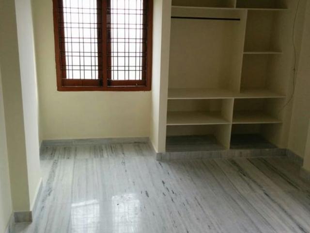 Resale | 3 BHK 1550 Sq.Ft. Apartment in Sapthagiri Residency Begumpet