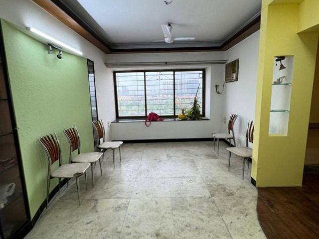 Resale | 3 BHK 1560 Sq.Ft. Apartment in Sindhi Society