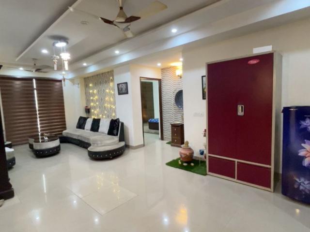 Resale | 3 BHK + 1570 Sq.Ft. Apartment in Sector 119