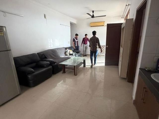 Resale | 3 BHK 1570 Sq.Ft. Apartment in Raheja Teachers Apartments