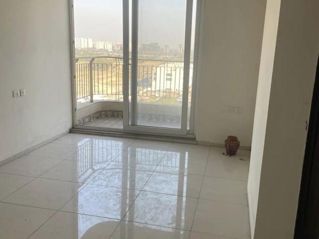 Resale | 3 BHK 1572 Sq.Ft. Apartment in BPTP Discovery Park