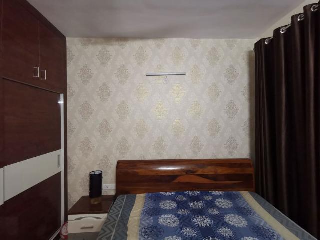 Resale | 3 BHK 1575 Sq.Ft. Apartment in Omaxe R2