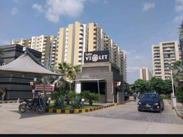 Resale | 3 BHK + 1578 Sq.Ft. Apartment in Tulip Violet