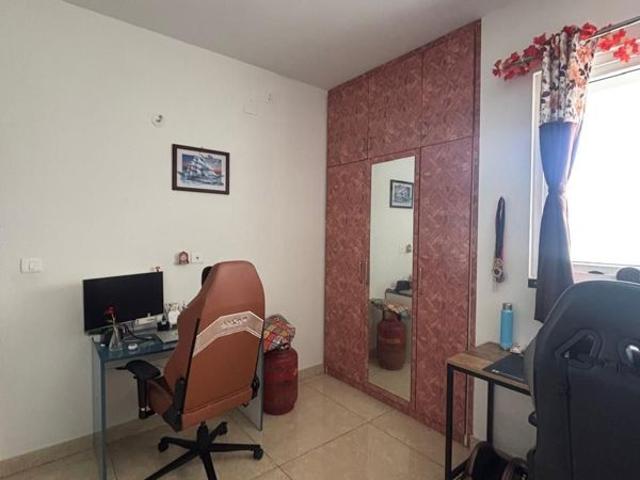 Resale | 3 BHK 1591 Sq.Ft. Apartment in Prestige Falcon City