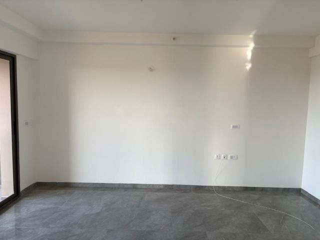 Resale | 3 BHK 1592 Sq.Ft. Apartment in Arvind Bel Air