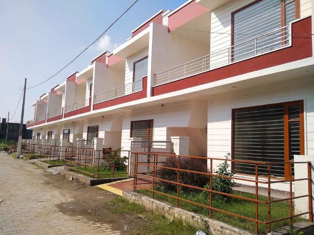 Resale | 3 BHK 1500 Sq.Ft. Villa in Dera Bassi