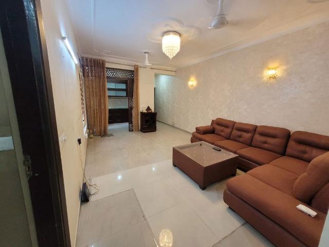 Resale | 3 BHK 1500 Sq.Ft. Apartment in Bhopani