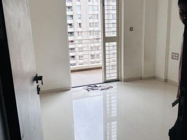 Resale | 3 BHK 1500 Sq.Ft. Apartment in GD 18 Latitude