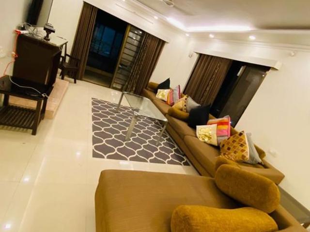 Resale | 3 BHK 1500 Sq.Ft. Apartment in Kool Homes Solitaire