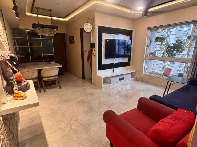 Resale | 3 BHK 1500 Sq.Ft. Apartment in Hiranandani Estate Spenta