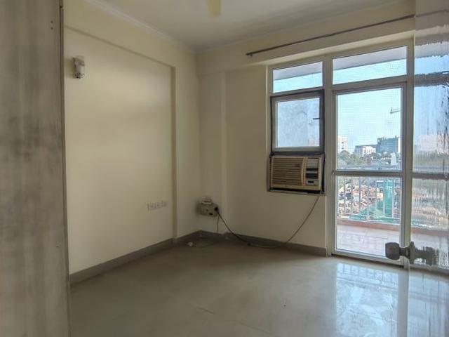 Resale | 3 BHK 1500 Sq.Ft. Apartment in Maxworth Premier Urban