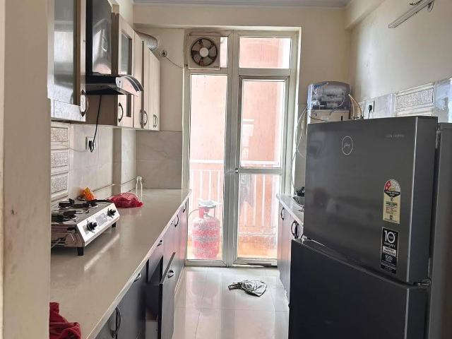 Resale | 3 BHK 1500 Sq.Ft. Apartment in Maxworth Premier Urban