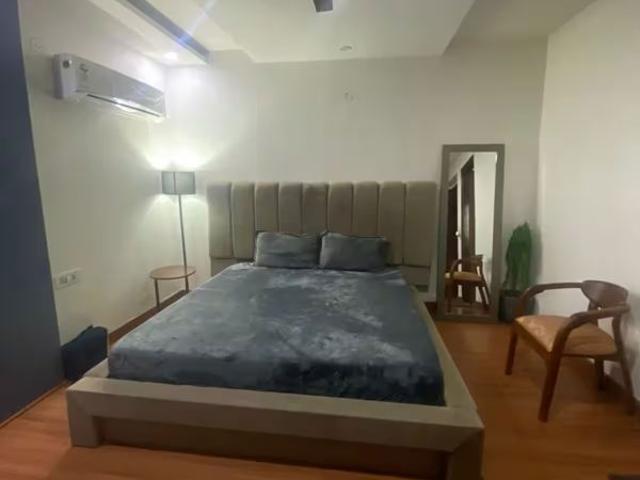 Resale | 3 BHK + 1500 Sq.Ft. Apartment in Nacholi