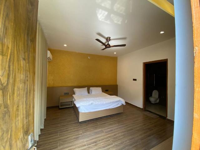 Resale | 3 BHK 1500 Sq.Ft. Apartment in Sector 12 Dwarka