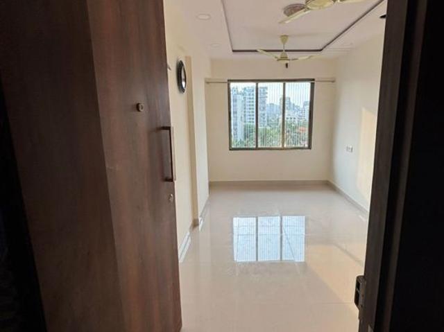 Resale | 3 BHK 1500 Sq.Ft. Apartment in Shree Aditya CHS