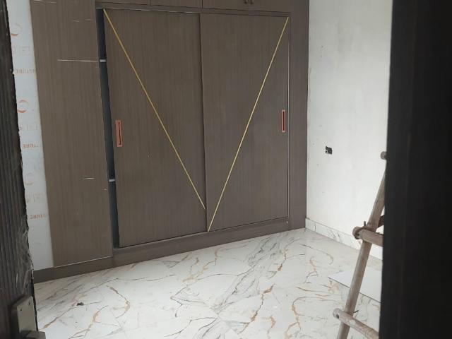Resale | 3 BHK 1500 Sq.Ft. Apartment in Sunshine Apartments Sector 73