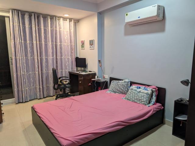 Resale | 3 BHK 1500 Sq.Ft. Apartment in United Apartment