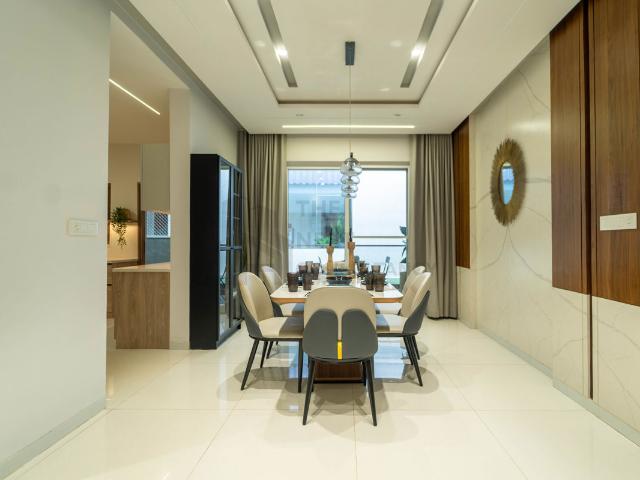 Resale | 3 BHK 1512 Sq.Ft. Apartment in DSR The Address