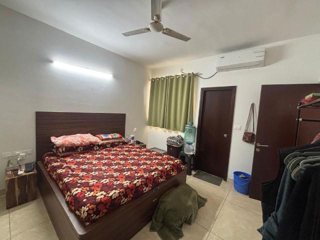 Resale | 3 BHK 1519 Sq.Ft. Apartment in Prestige Falcon City