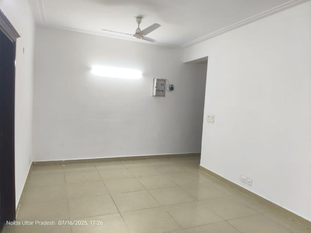 Resale | 3 BHK 1530 Sq.Ft. Apartment in Skytech Merion Residency 1