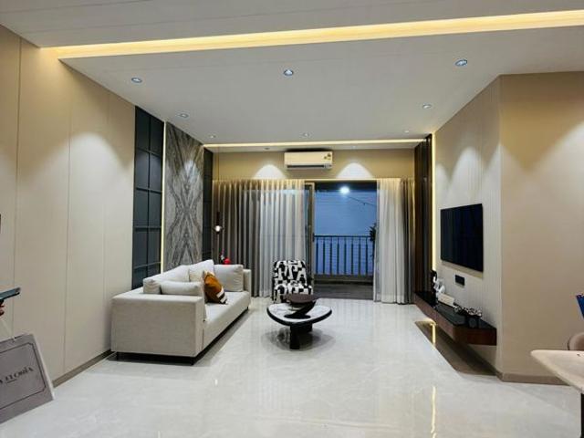 Resale | 3 BHK 1530 Sq.Ft. Apartment in Rahatani