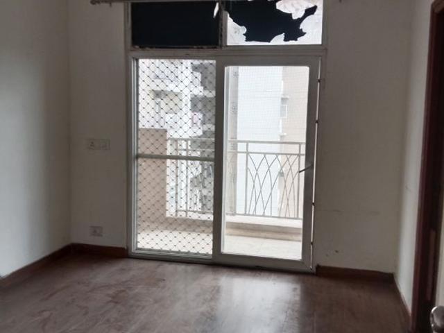 Resale | 3 BHK 1640 Sq.Ft. Apartment in Assotech The Nest
