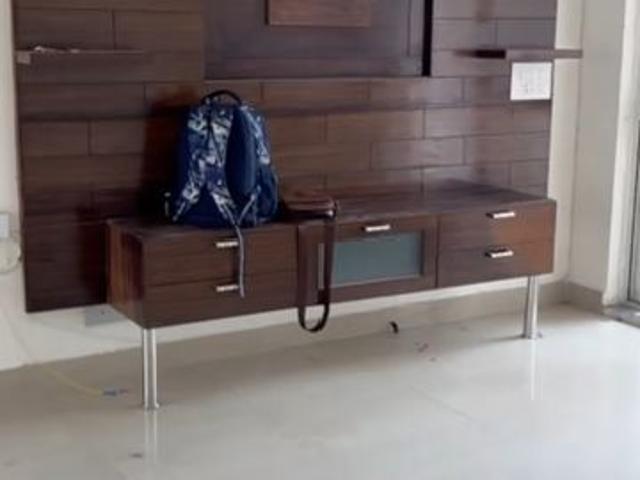 Resale | 3 BHK 1640 Sq.Ft. Apartment in Jaypee Kensington Park Apartments