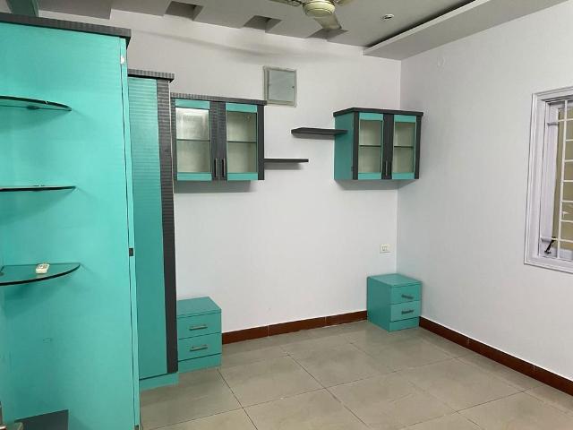 Resale | 3 BHK 1650 Sq.Ft. Apartment in Anjali Apartments Upparpalli