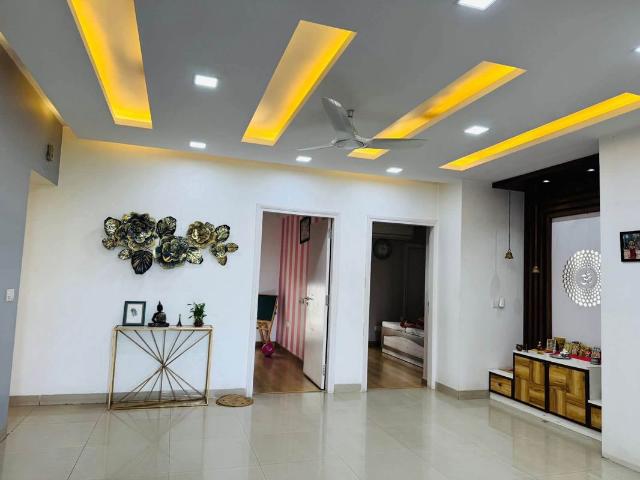 Resale | 3 BHK + 1650 Sq.Ft. Apartment in Emaar Gurgaon Greens