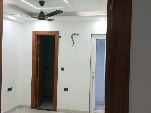 Resale | 3 BHK 1650 Sq.Ft. Apartment in Emerald Anmol