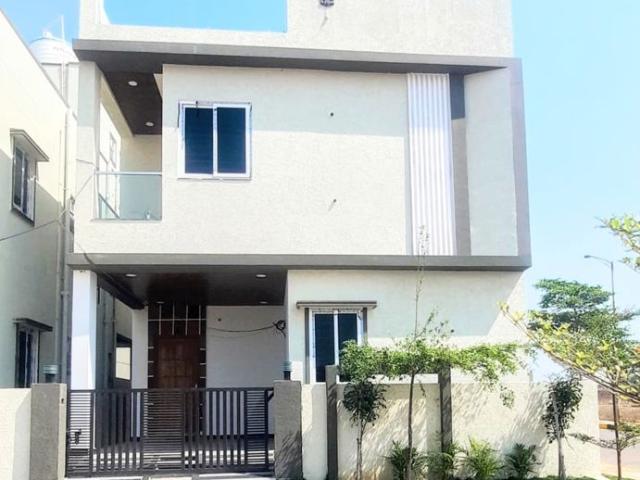 Resale | 3 BHK + 165 Sq.Yd. Villa in Nadergul