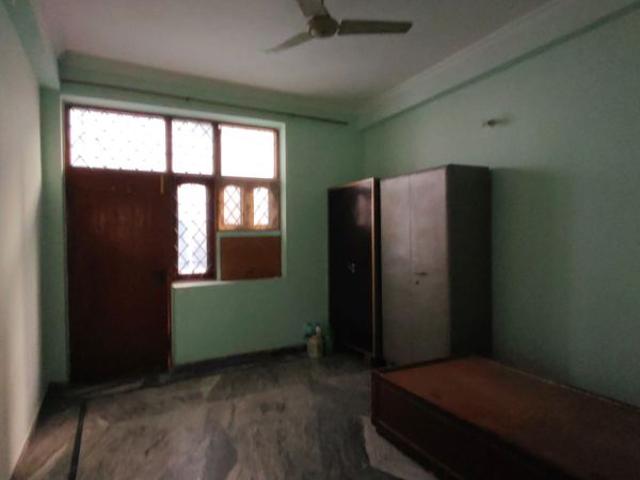 Resale | 3 BHK 1660 Sq.Ft. Apartment in Emaar Gurgaon Greens