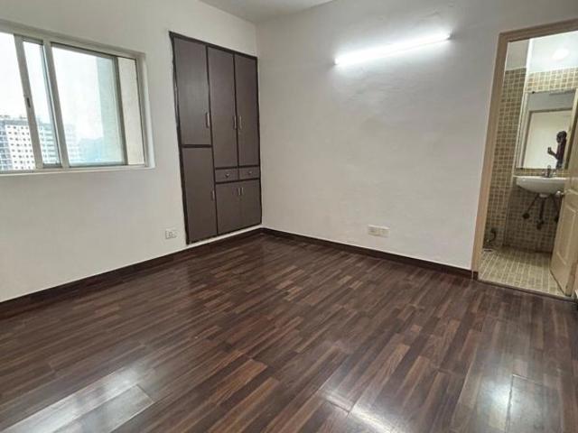 Resale | 3 BHK 1660 Sq.Ft. Apartment in Paras Tierea