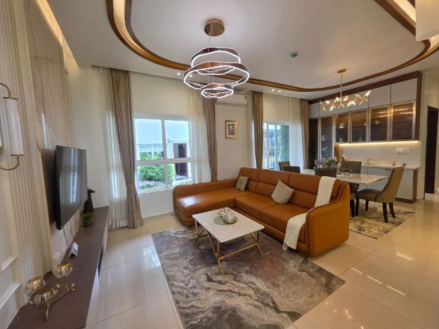 Resale | 3 BHK + 1670 Sq.Ft. Apartment in Abhee Aaria