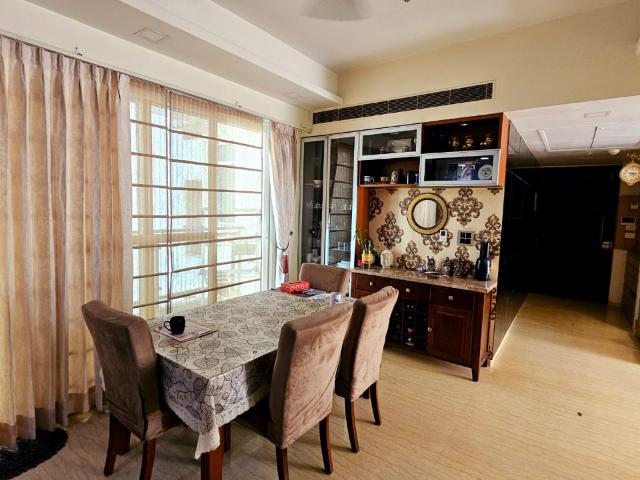 Resale | 3 BHK 1675 Sq.Ft. Apartment in ACE Golf Shire