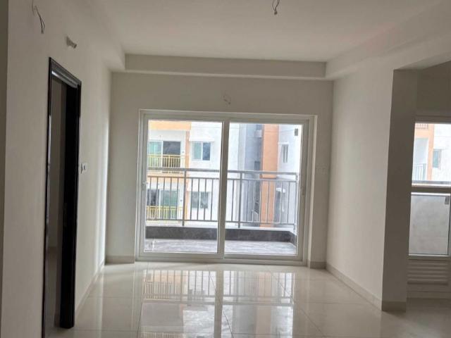 Resale | 3 BHK + 1688 Sq.Ft. Apartment in Candeur Twins