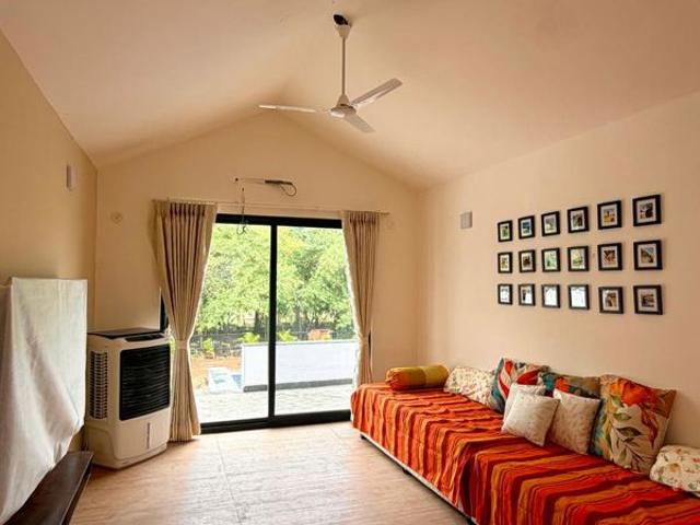 Resale | 3 BHK + 1688 Sq.Ft. Apartment in Candeur Twins