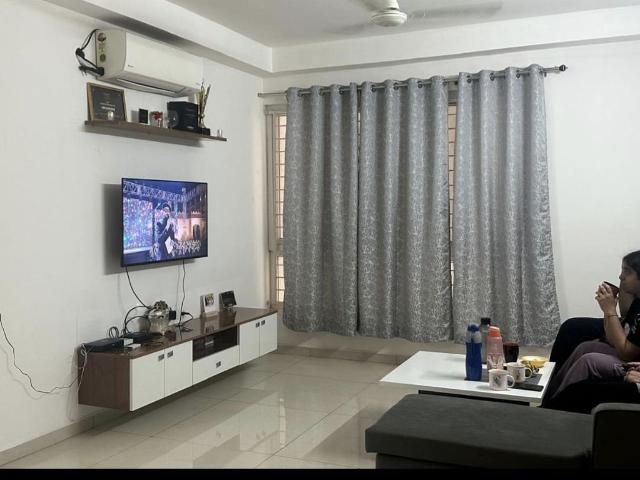 Resale | 3 BHK 1690 Sq.Ft. Apartment in Dwaravati Residency Yapral