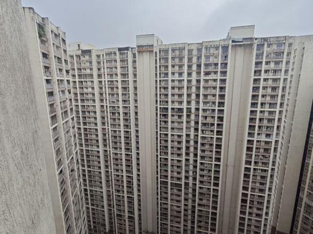 Resale | 3 BHK 1690 Sq.Ft. Apartment in Indiabulls Greens