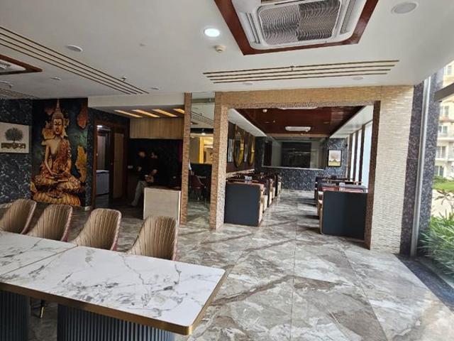 Resale | 3 BHK 1690 Sq.Ft. Apartment in Samridhi Luxuriya Avenue