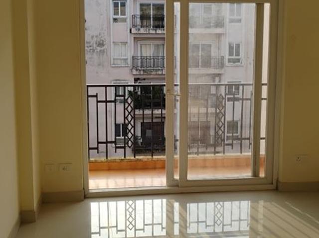 Resale | 3 BHK 1695 Sq.Ft. Apartment in Vrindavan Yojna