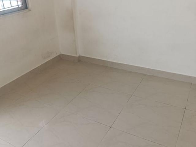 Resale | 3 BHK 1600 Sq.Ft. Apartment in Aswani Sitara