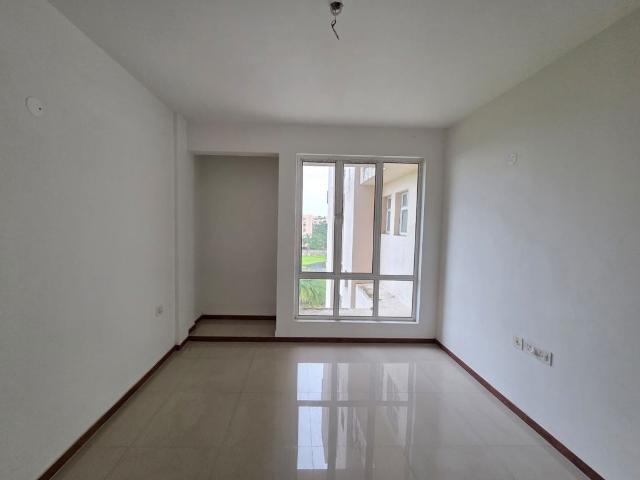 Resale | 3 BHK 1600 Sq.Ft. Apartment in Aundh