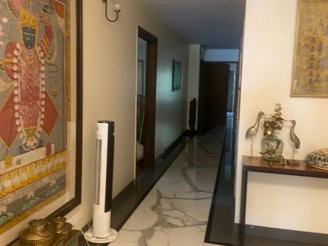 Resale | 3 BHK 1600 Sq.Ft. Apartment in Baner
