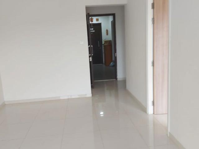 Resale | 3 BHK + 1600 Sq.Ft. Apartment in Godrej Emerald
