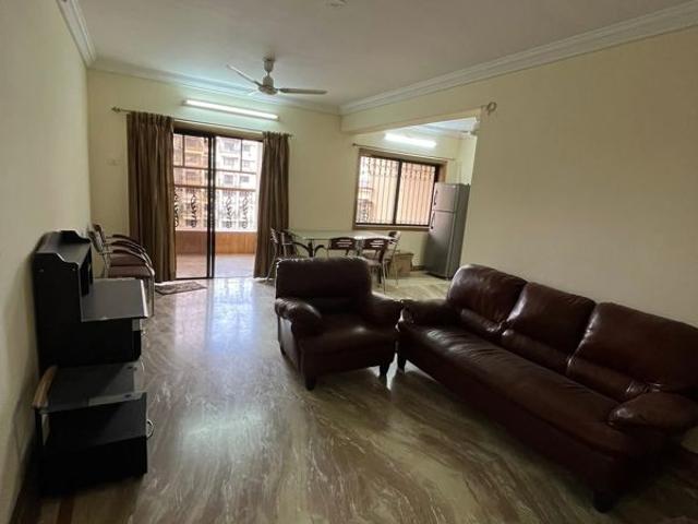 Resale | 3 BHK 1600 Sq.Ft. Apartment in Green Valley CHS